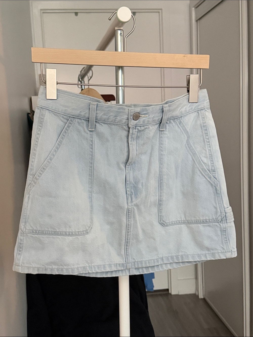 Denim Forum the 90s utility mini denim skirt size 29